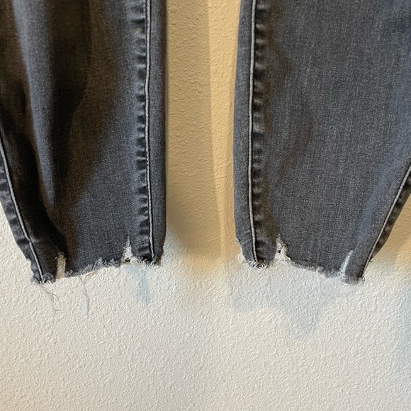 Torrid Bombshell Skinny Cropped Jeans - Picture 4 of 8